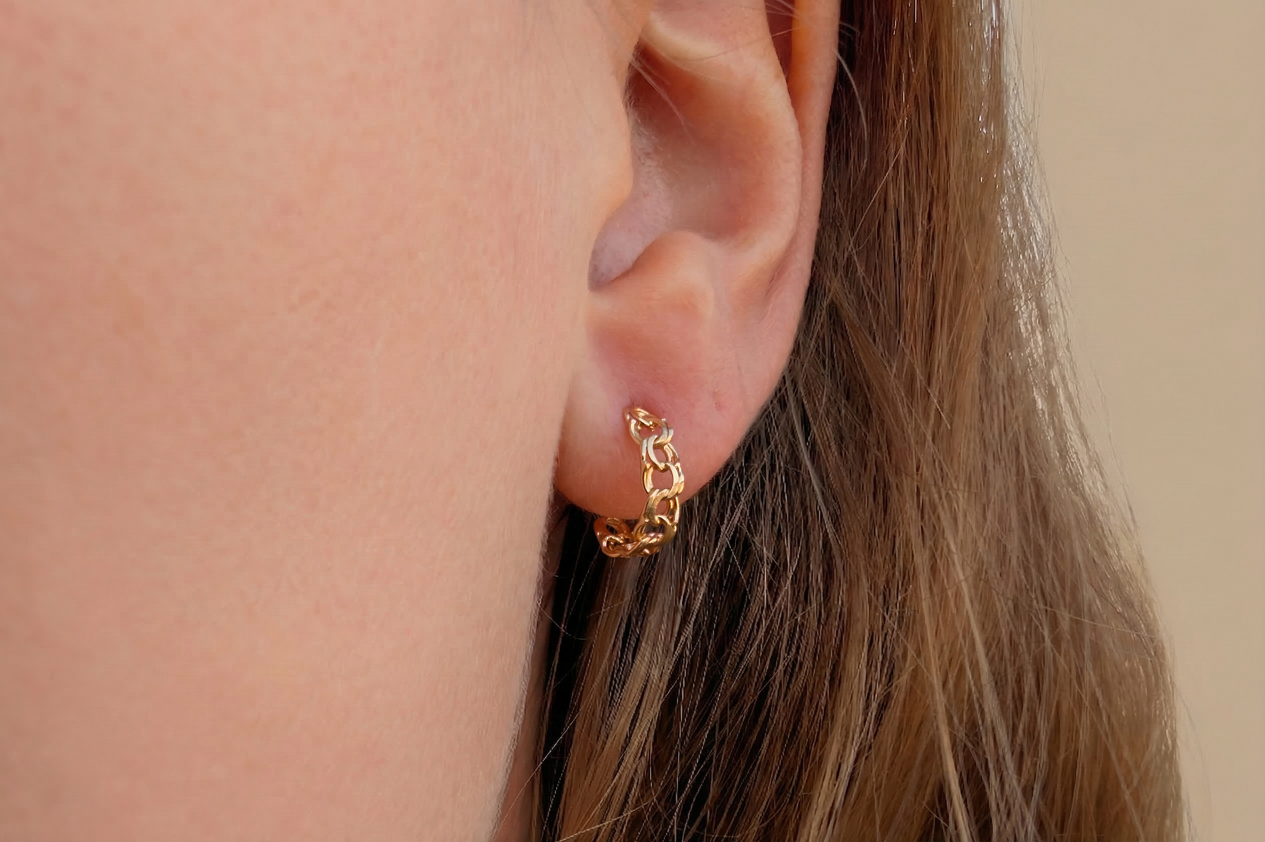 Guldörhängen halvcreol bismarck 18k