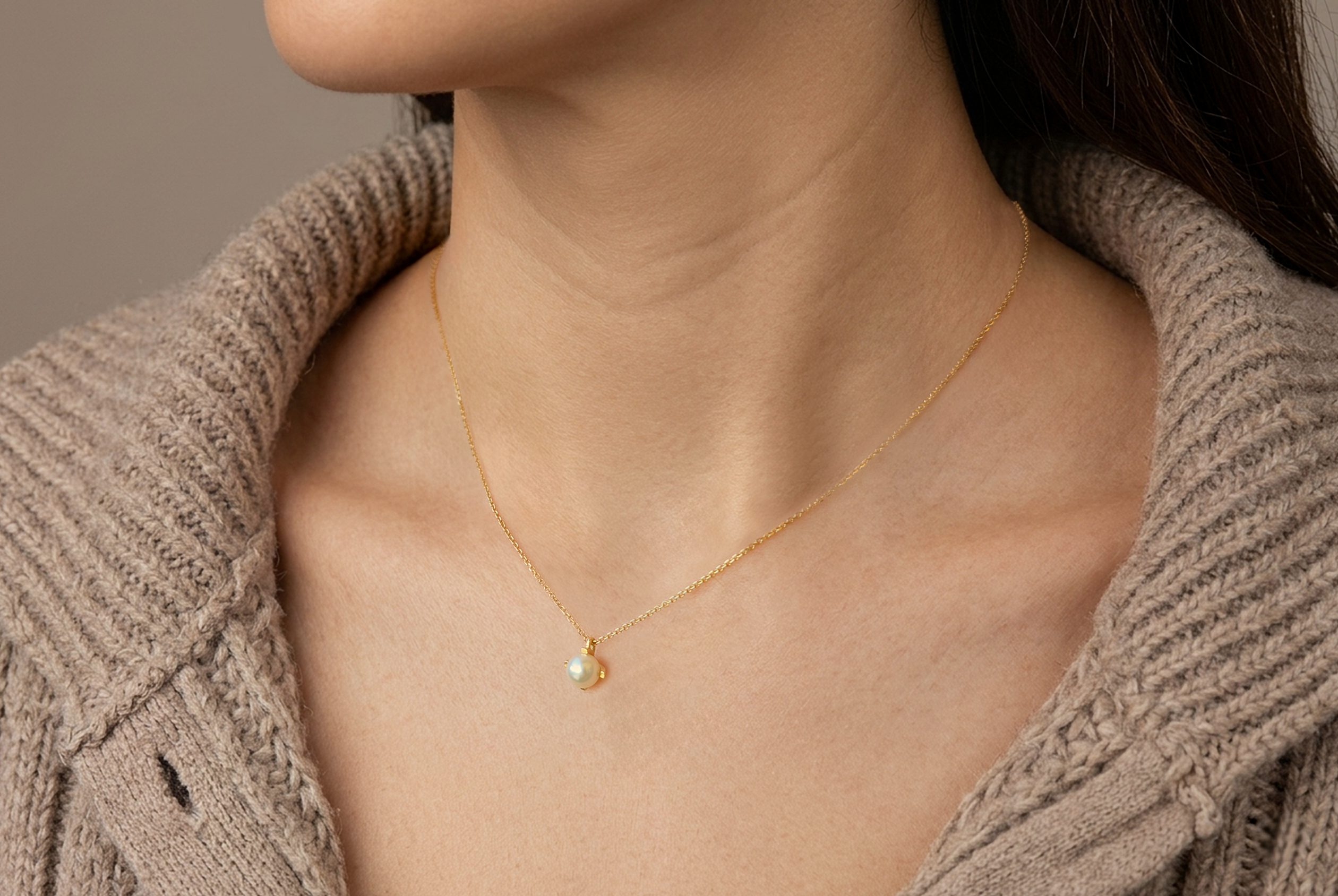 Gold necklace pearl prong setting 18k